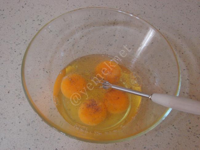 İtalyan Omleti - Yapılışı (5/12) 