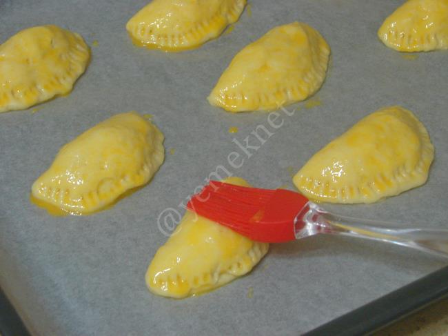 Kıyır Poğaça - Yapılışı (10/16) 