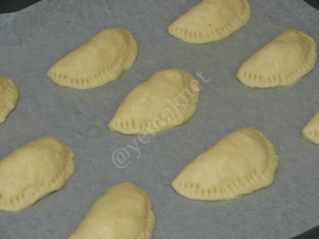 Kıyır Poğaça - Yapılışı (9/16) 