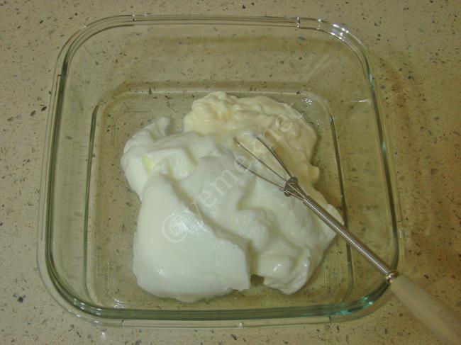 Patlıcan Tarator - Yapılışı (2/8) 