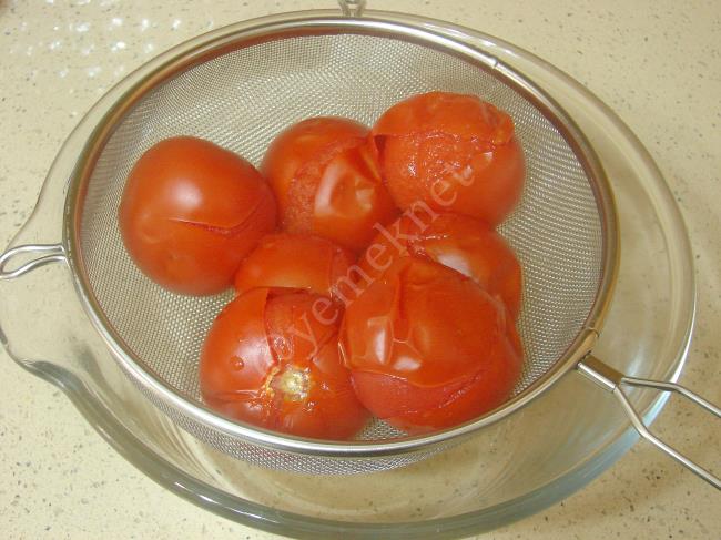 Sütlü Domates Çorbası - Yapılışı (4/16) 