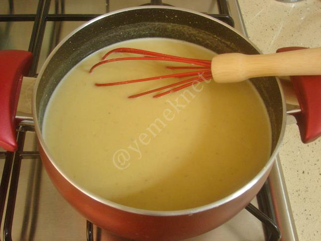 Sütlü Mercimek Çorbası - Yapılışı (9/12) 
