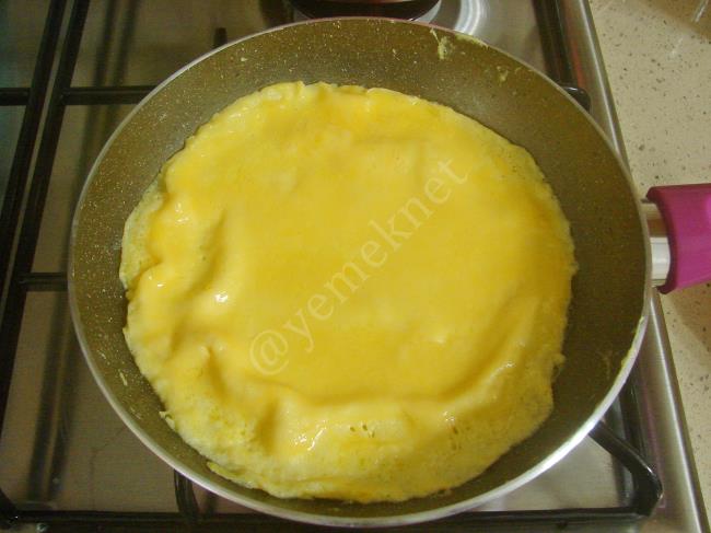 Sütlü Omlet - Yapılışı (8/12) 