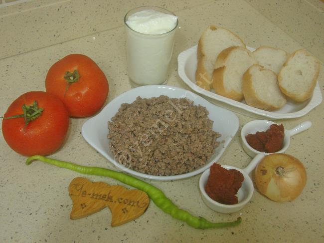 Yoğurtlu Kıyma Kebabı - Yapılışı (1/12) 
