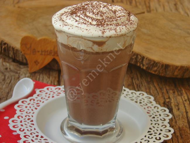 Çikolata Severler İçin Nefis Bir Lezzet : Sıcak Çikolata