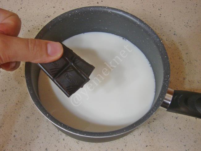 Sıcak Çikolata - Yapılışı (5/12) 