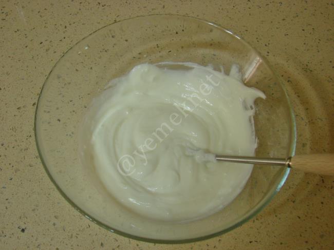 Yoğurtlu Nohut Salatası - Yapılışı (8/12) 