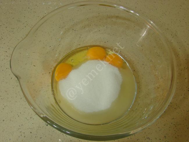 Zeytinyağlı Kek - Yapılışı (2/12) 