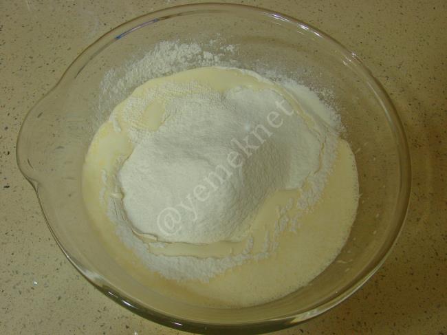 Zeytinyağlı Kek - Yapılışı (5/12) 