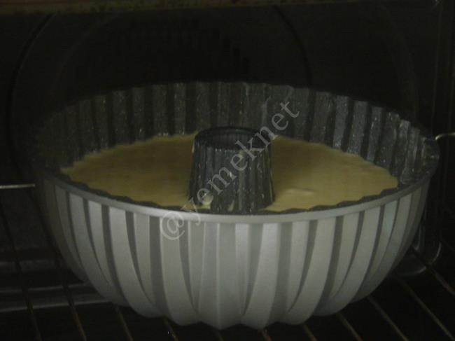 Zeytinyağlı Kek - Yapılışı (8/12) 