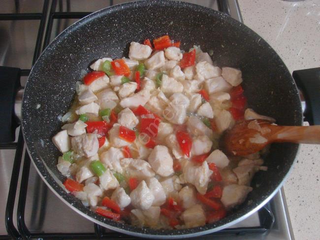 Brokolili Tavuk Yemeği - Yapılışı (5/12) 