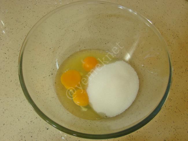 Hindistan Cevizli Islak Kek - Yapılışı (2/16) 