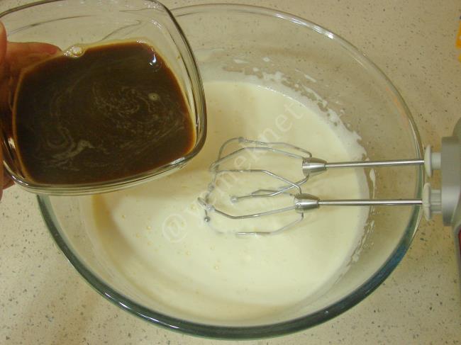 Kahveli Kek - Yapılışı (5/16) 