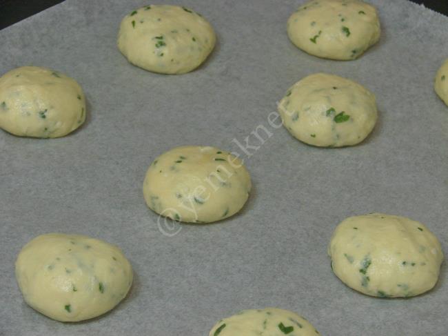 Maydanozlu Peynirli Poğaça - Yapılışı (7/12) 