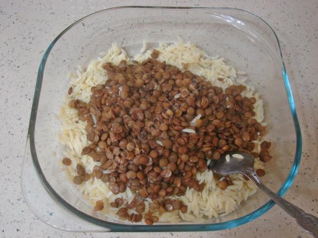 Yoğurtlu Mercimek Salatası - Yapılışı (2/8) 