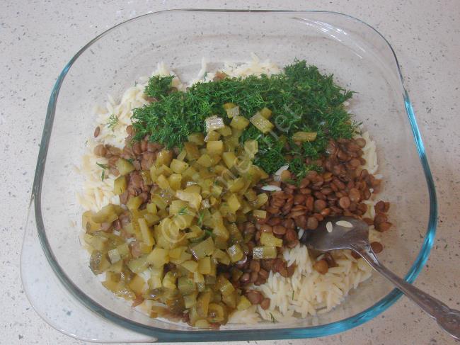 Yoğurtlu Mercimek Salatası - Yapılışı (3/8) 