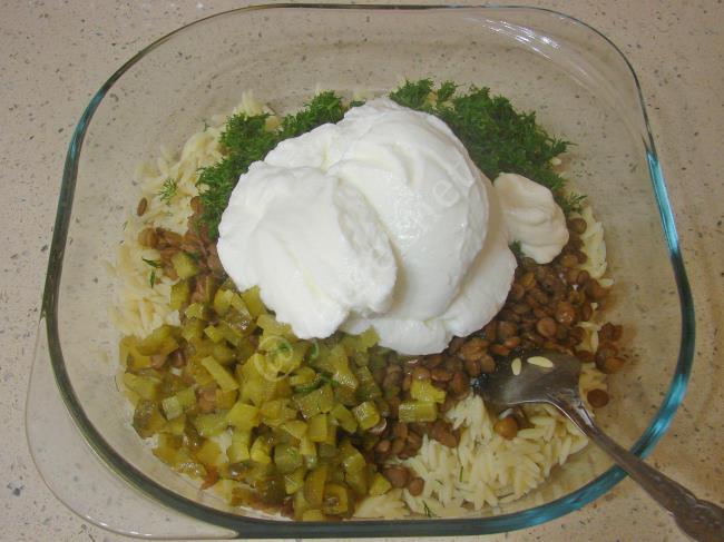 Yoğurtlu Mercimek Salatası - Yapılışı (4/8) 