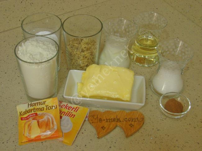 Cevizli Tarçınlı Rulo Kurabiye - Yapılışı (1/16) 