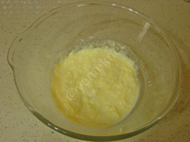 Cevizli Tarçınlı Rulo Kurabiye - Yapılışı (3/16) 