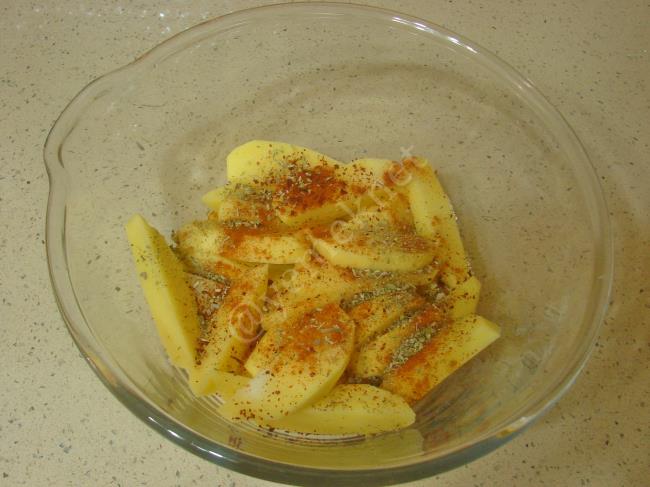 Fırında Elma Dilimli Patates - Yapılışı (4/12) 