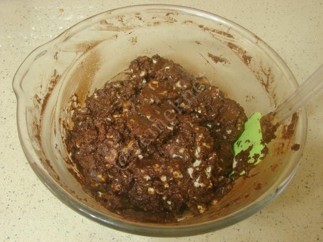 Kakaolu Mozaik Pasta - Yapılışı (8/12) 