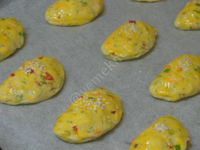 Sebzeli Poğaça - Yapılışı (12/16) 