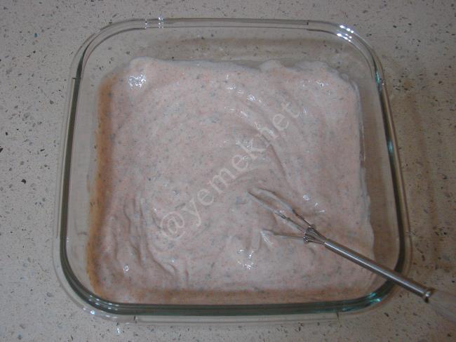 Yoğurtlu Sos - Yapılışı (5/8) 