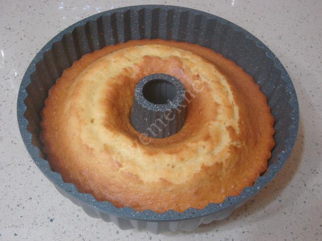 Portakallı Kek - Yapılışı (12/16) 