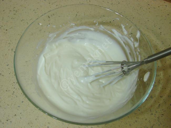 Şehriyeli Havuç Salatası - Yapılışı (5/12) 