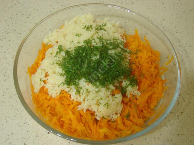 Şehriyeli Havuç Salatası - Yapılışı (7/12) 
