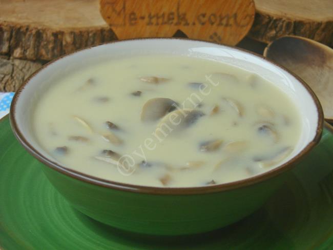 Evde Kremalı Mantar Çorbası Nasıl Yapılır