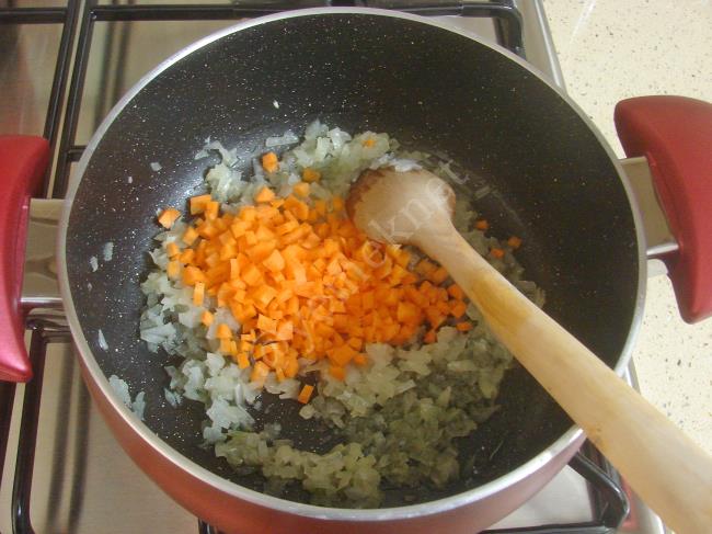 Yeşil Mercimek Çorbası - Yapılışı (3/12) 