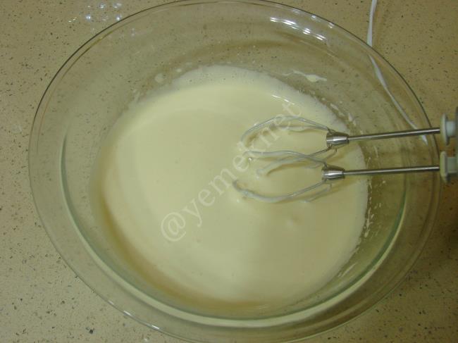 Yoğurt Tatlısı - Yapılışı (4/16) 