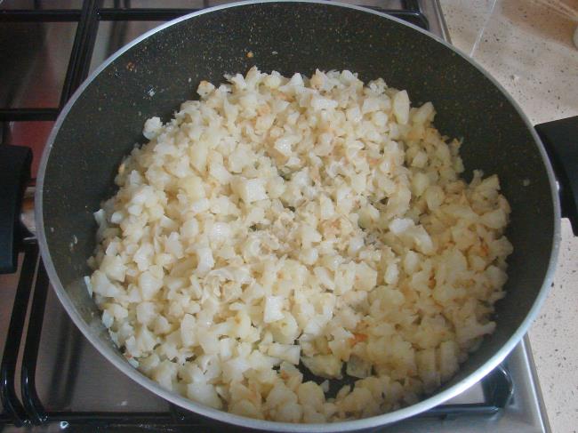 Yoğurtlu Karnabahar Kavurması - Yapılışı (4/12) 