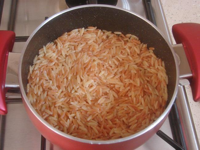 Arpa Şehriyeli Pilav - Yapılışı (8/12) 