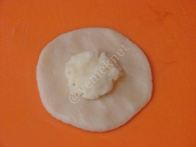 Galeta Unlu Patatesli Poğaça - Yapılışı (8/16) 