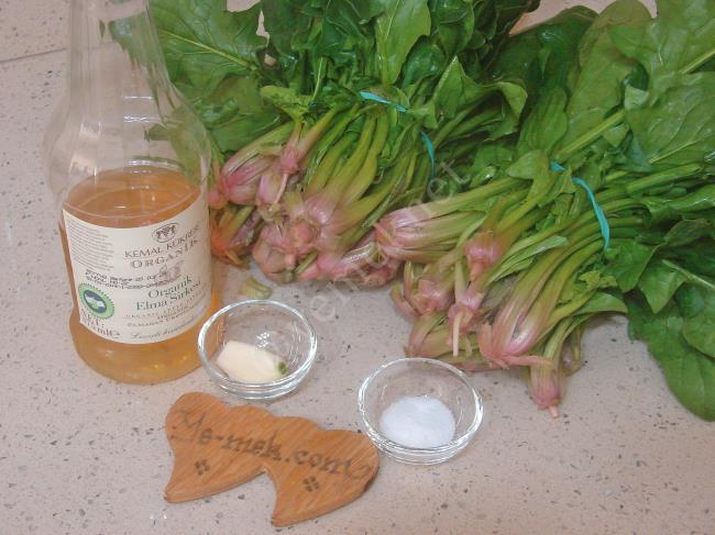 Ispanak Kökü Salatası - Yapılışı (1/12) 