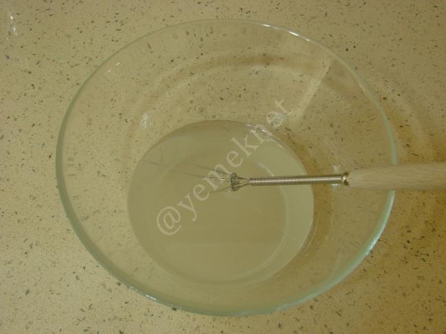 Tahinli İrmik Helvası - Yapılışı (2/12) 