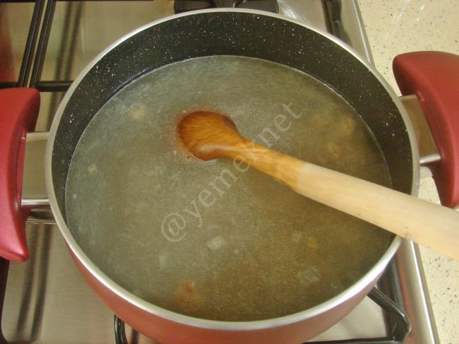 Terbiyeli Et Çorbası - Yapılışı (4/12) 