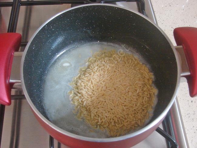 Terbiyeli Şehriye Çorbası - Yapılışı (2/12) 