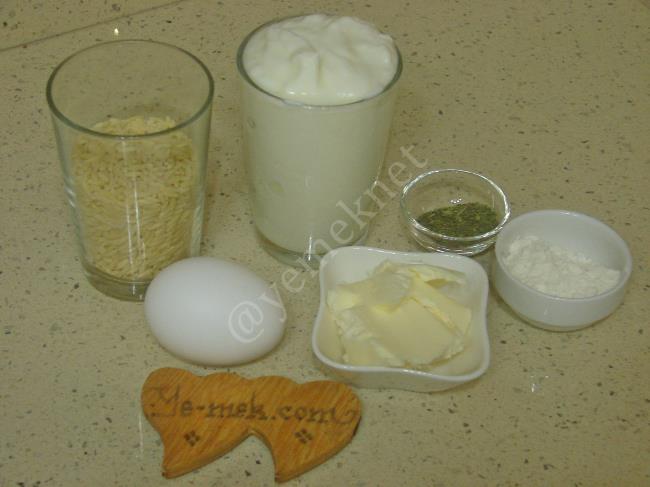 Terbiyeli Yoğurt Çorbası - Yapılışı (1/12) 