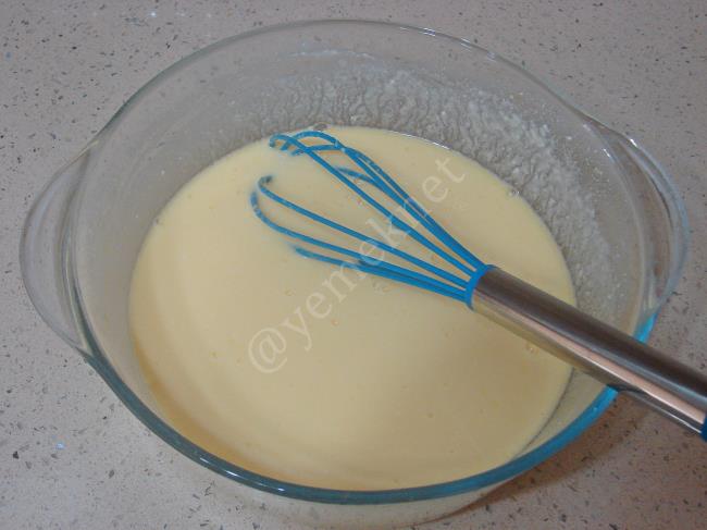 Yoğurtlu Krep - Yapılışı (4/12) 