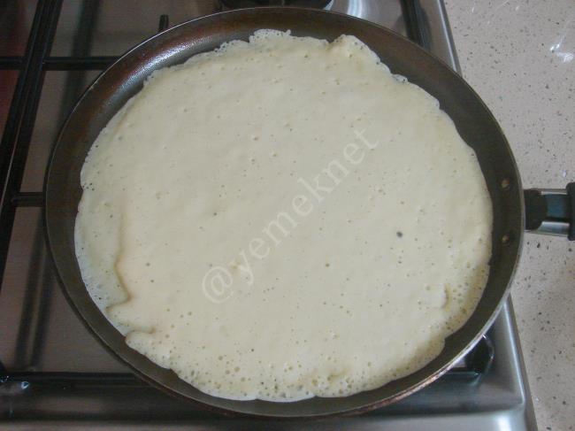 Yoğurtlu Krep - Yapılışı (7/12) 