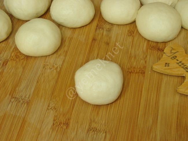 Yoğurtsuz Sütsüz Poğaça - Yapılışı (10/16) 