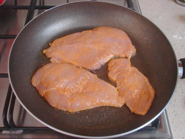 Tavuk Salatası - Yapılışı (4/12) 