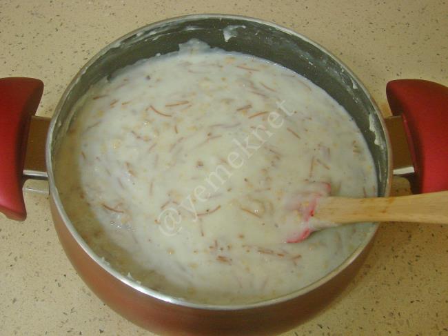 Aslan Sütü Tatlısı - Yapılışı (8/12) 