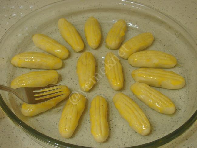 Fındıkpare Tatlısı - Yapılışı (11/16) 