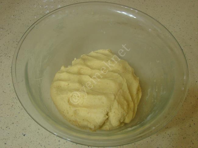 Fındıkpare Tatlısı - Yapılışı (9/16) 