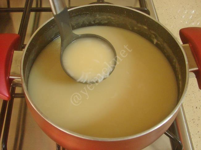 Helle Çorbası - Yapılışı (6/12) 