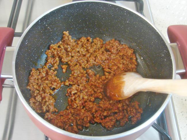 Kıymalı Yeşil Mercimekli Şehriye Çorbası - Yapılışı (4/12) 